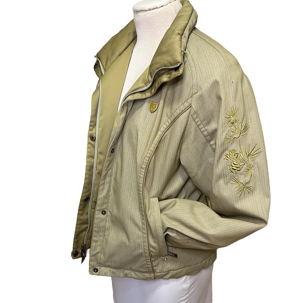 Metropolis Womens Winter Jacket Lined Puffy Warm Embroidered Cadence Couloir